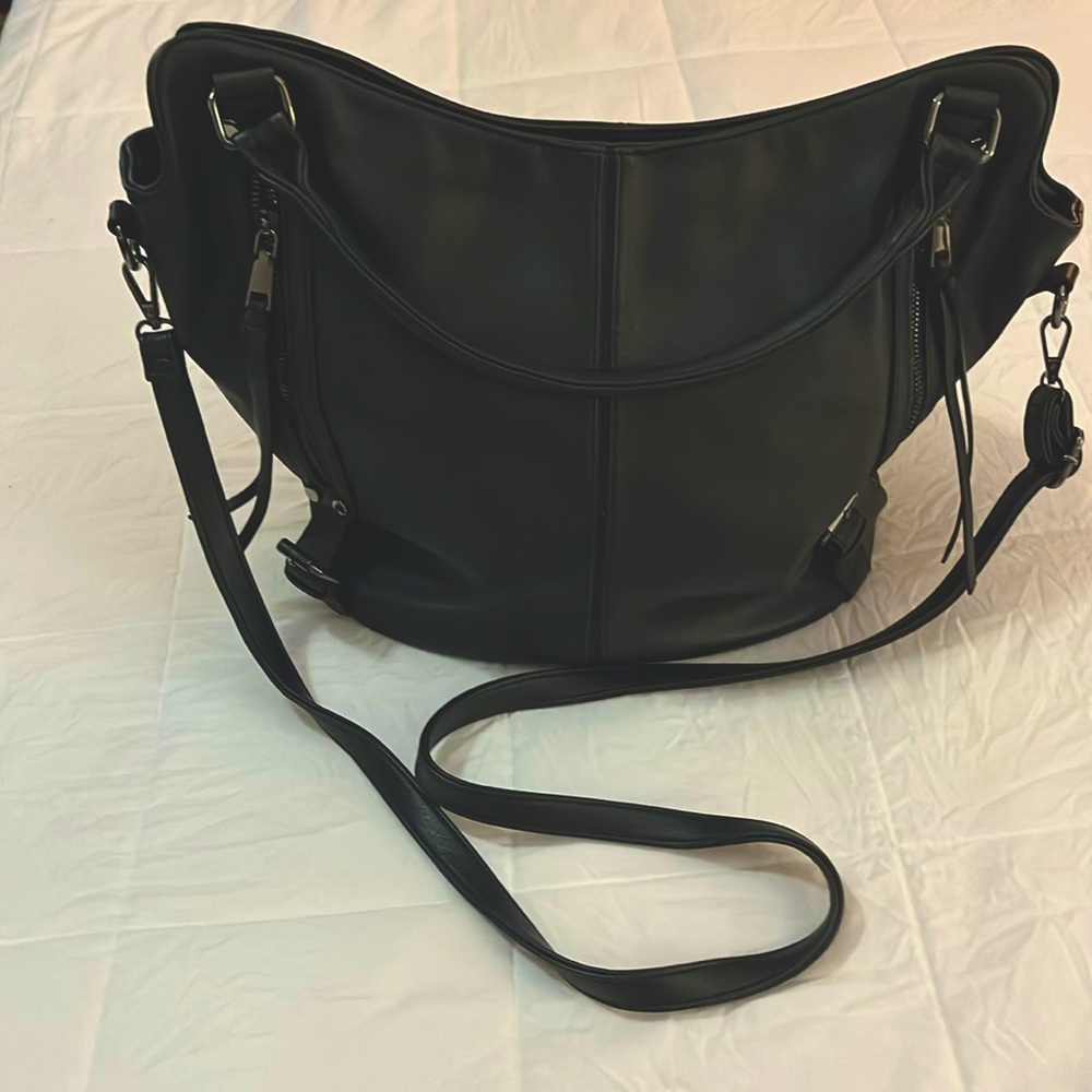 NWOT Realer handbag concealed carry purse